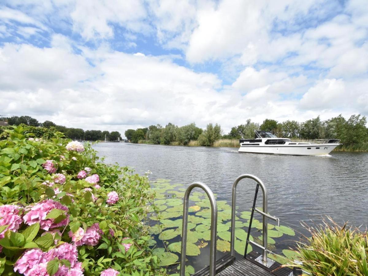 Riverside Holiday Home Near Amsterdam Nigtevecht Dış mekan fotoğraf